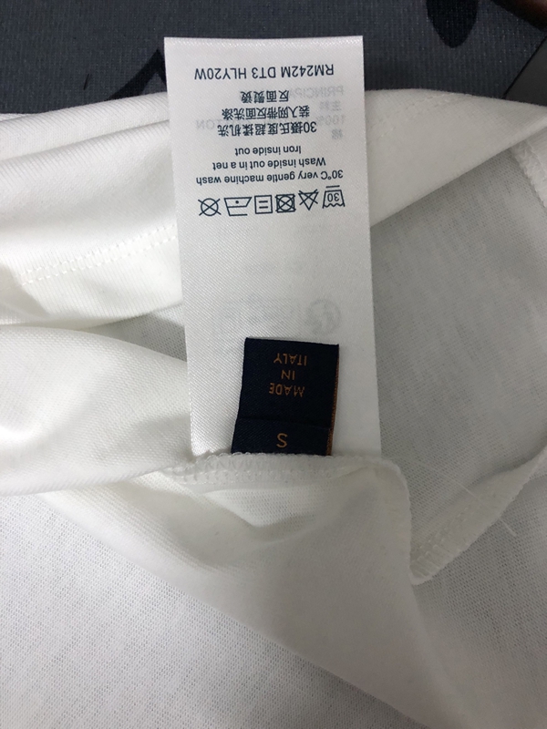 ブランドTシャツ細部ディテール